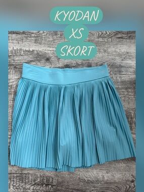 Kyodan Pleated Teal Blue Skort